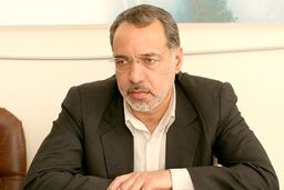 آرین‌منش: باید به سرعت باب گفت‌وگو باز شود