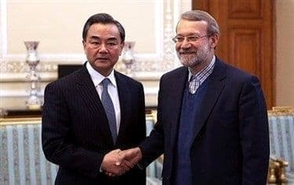 وانگ‌ئی با لاریجانی دیدار کرد
