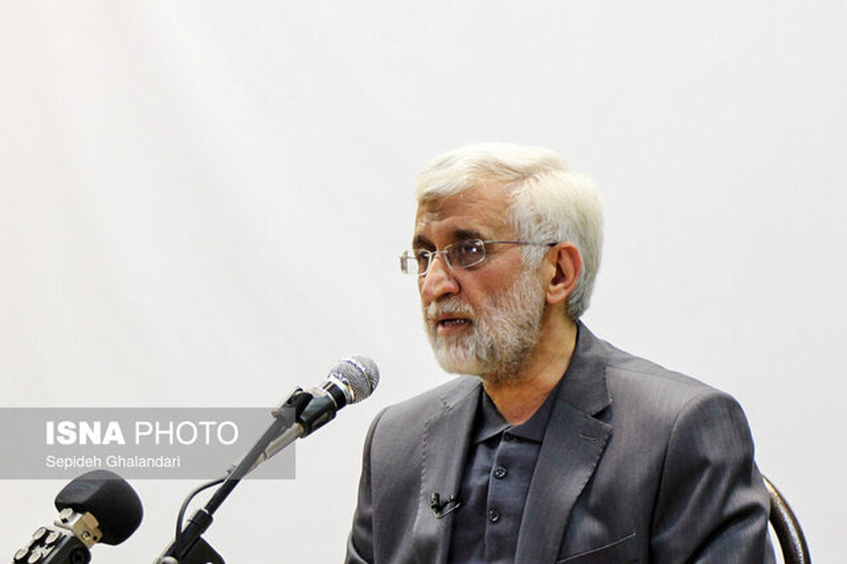 دانشگاه به مثابه یک دولت سایه است/ اکنون دشمن هیچ گزینه ای روی میز ندارد