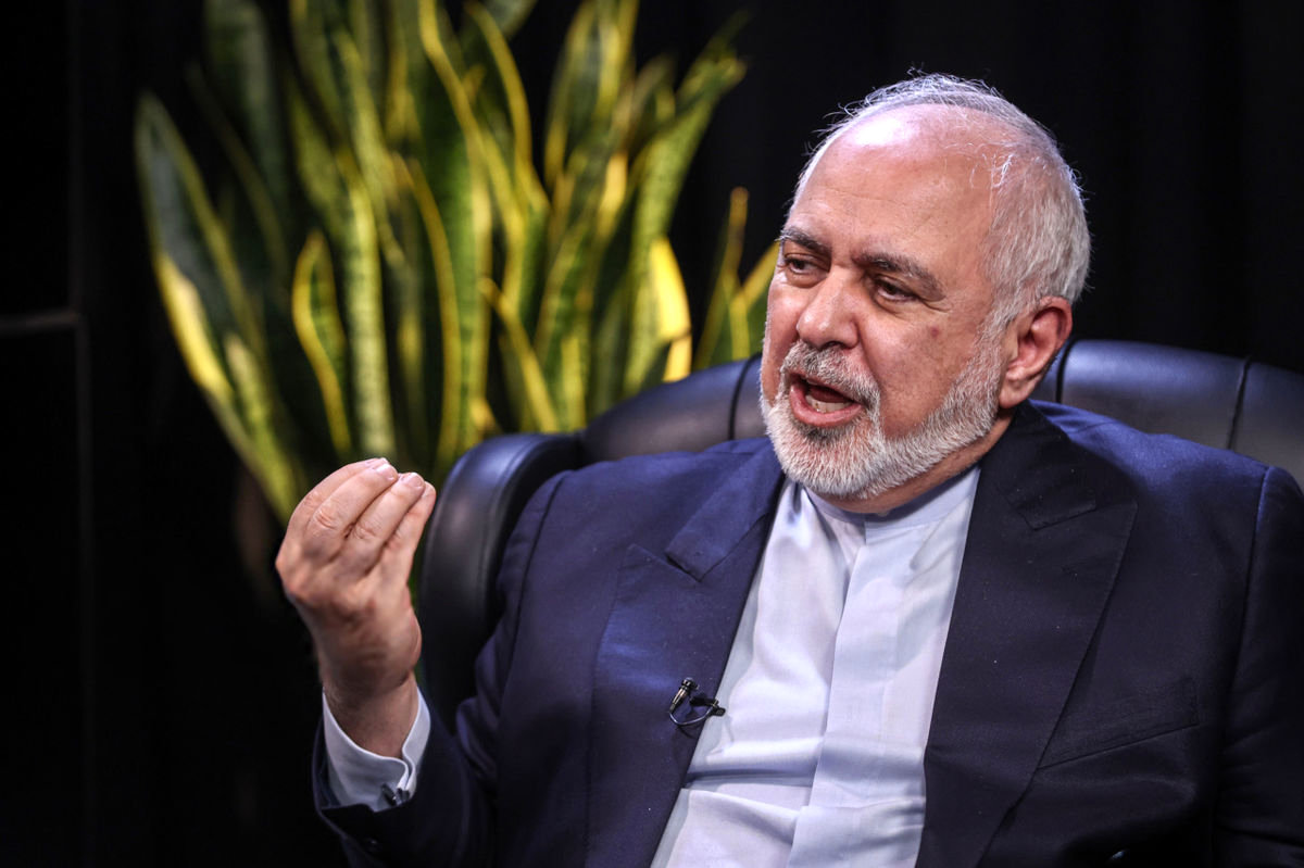 ظریف : فروپاشی جمهوری اسلامی فعلا به معنی فروپاشی ایران است