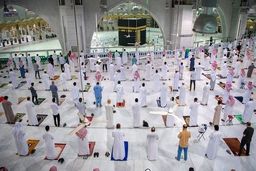 عربستان صدور ویزا برای حاجیان ایران را متوقف کرد