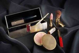 بهترین لوازم آریشی دخترانه از کجا بخریم ؟