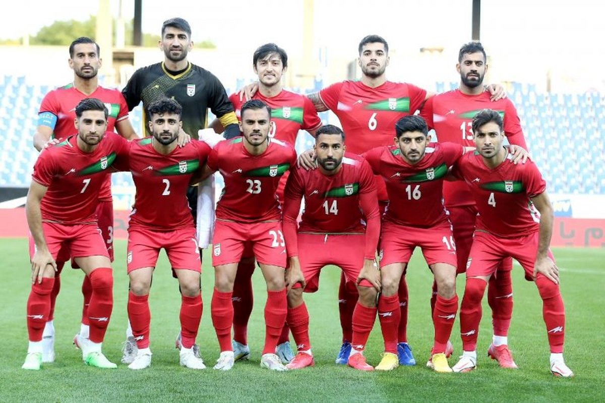 سرمربی تیم ملی در جزیره خارک انتخاب میشود!