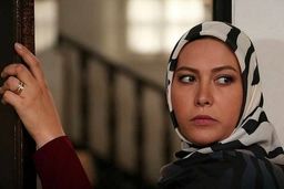 یک سلفی آسانسوری جدید از فریبا نادری ! +عکس