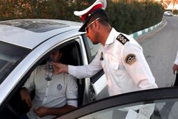  پلیس راهور جان راننده بد حال را نجات داد