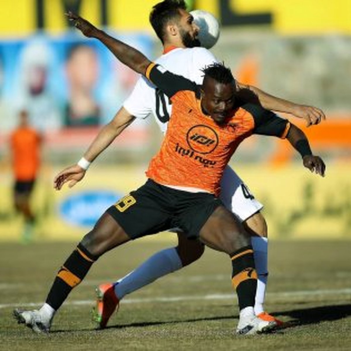 جست و خیزهای بینتیجه منشا برای گل دوازدهم