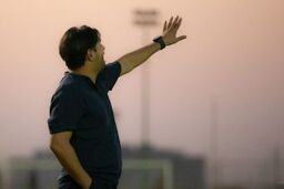 استعفای عجیب مربی صدرنشین لیگ یک