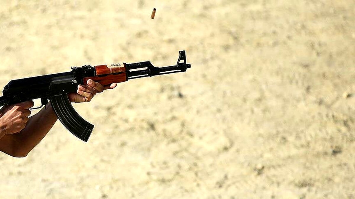 لحظه ربودن مسلحانه یک روحانی در ایرانشهر توسط افراد ناشناس 