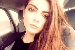 علاقمندان به کار مدلینگ کلیک کنند