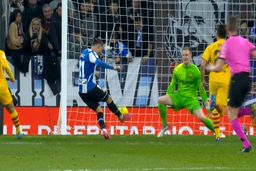 یک رئال مادریدی بلای جان بارسلونا شد (عکس)