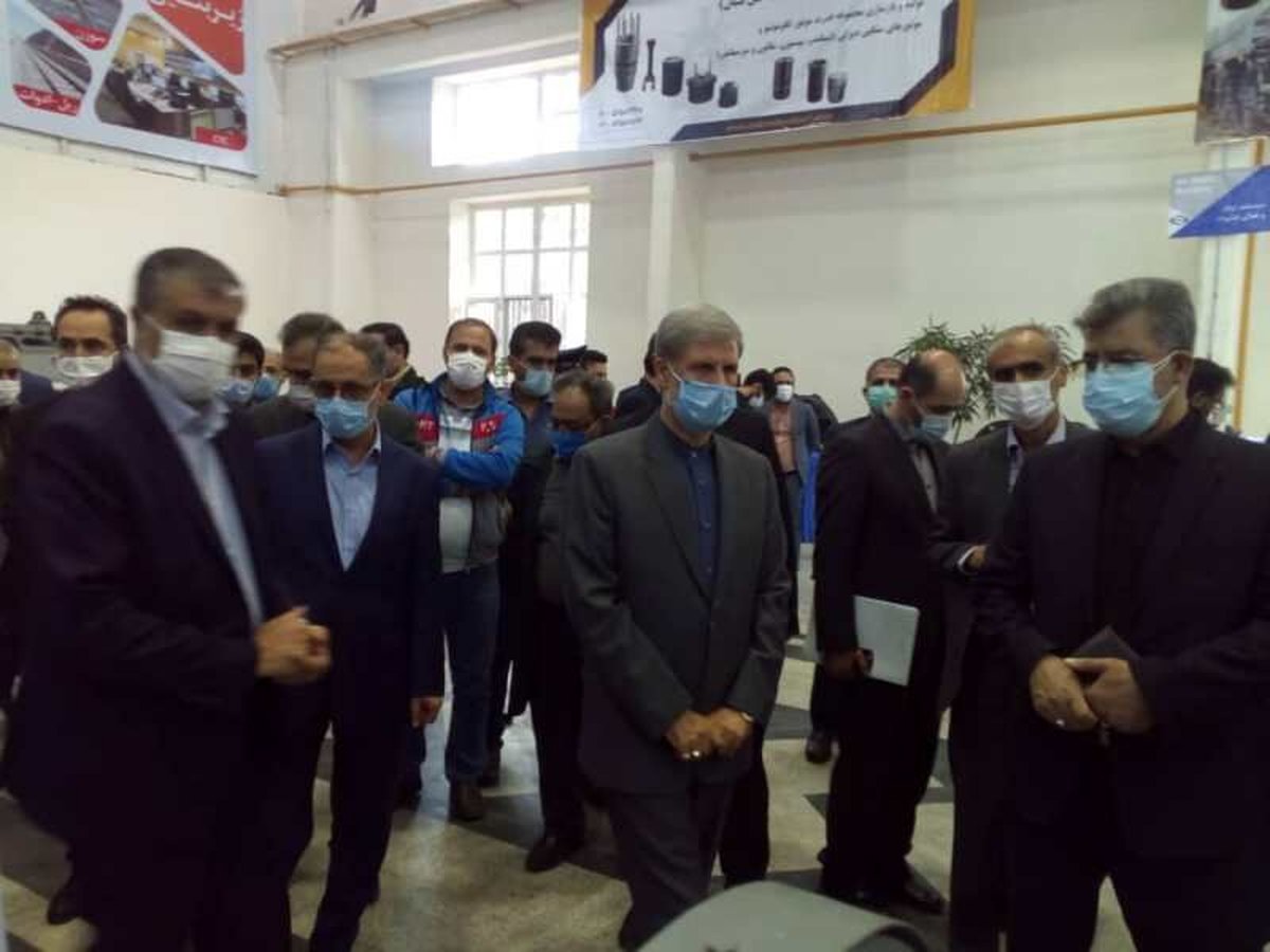 وزیر دفاع: دشمن برای اینکه چیزی صادر نکنیم ما را تحریم میکند