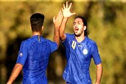 گزارش: سربازی دو ستاره استقلال به کجا رسید؟