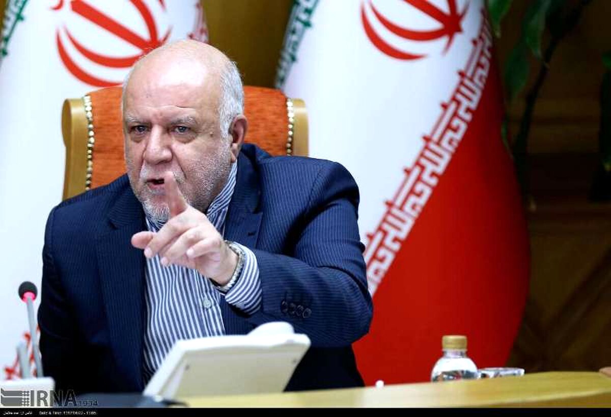 زنگنه:بیشترین فشارها برای جلوگیری از صادرات نفتی و پتروشیمی است