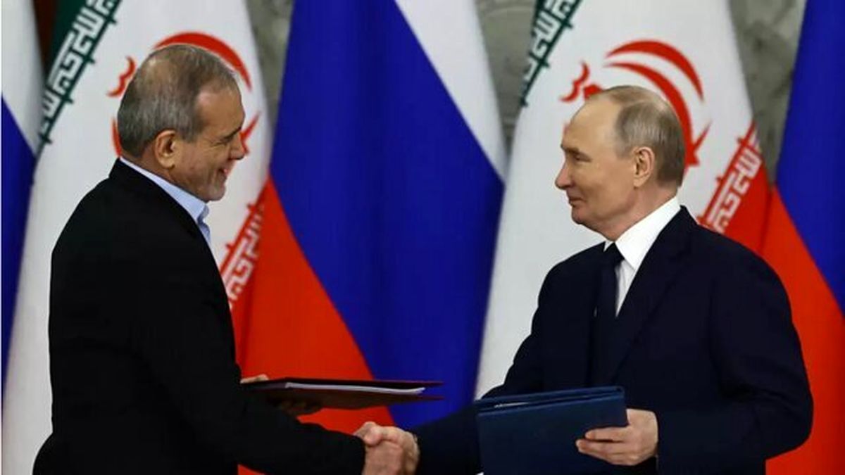 نزدیکی بیشتر ایران و روسیه در دیدار پزشکیان و پوتین