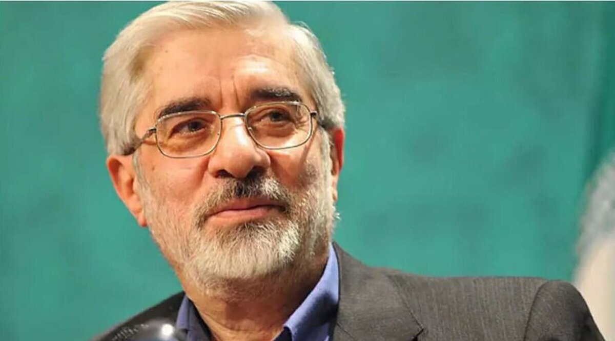ماجرای تجمع مقابل دانشگاه تهران برای رفع حصر موسوی چیست؟