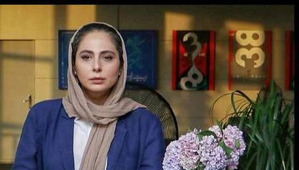 حرکت زشت جواد عزتی برای رعنا آزادی ور + فیلم
