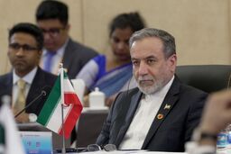عراقچی:ترامپ یا می‌تواند رئیس‌جمهور صلح باشد، یا جنگ