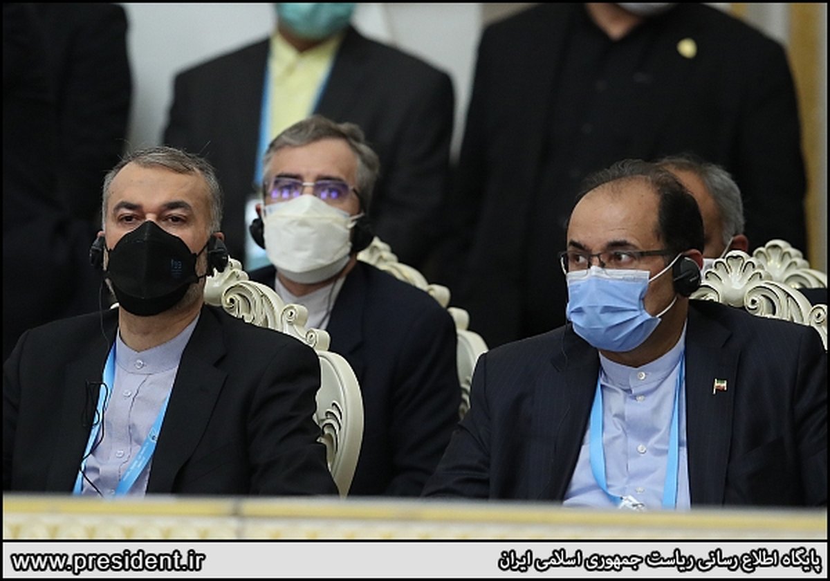 خبر وزیر خارجه درباره امضای ۸ سند همکاری بین ایران و تاجیکستان