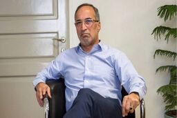 امیررضا واعظ آشتیانی: ظریف پوشش کارگزاران برای اعلام نامزد نهایی است/ ظریف خود را بازیچه کارگزاران نمی‌کند/ اصلاح‌طلبان به سمت ظریف نمی‌روند/ اصلاح‌طلبان می‌خواهند ظریف وزیر امور خارجه دولت بعد باشد/ کارگزاران صرفا به دنبال سهم‌خواهی در دولت بعدی است