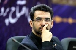 ترور فرماندهان از طریق واتس اپ منطقی نیست