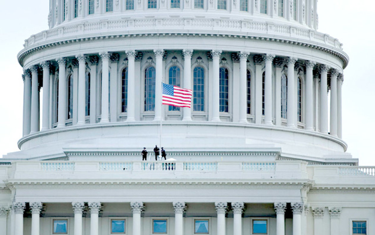 سنا با بررسی تمدید تحریم‌های ایران موافقت کرد/ رأی‌گیری احتمالا تا پایان هفته