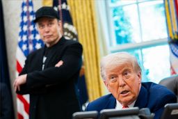 ایلان ماسک شمشیر را برای ترامپ از رو بست