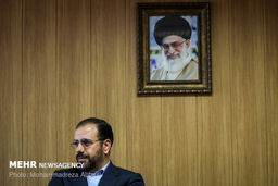 معاون روحانی جوابِ مجلسی‌ها را داد