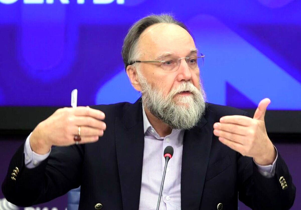 فیلسوف مشهور روس:ایران، موفق‌ترین کشور منطقه است