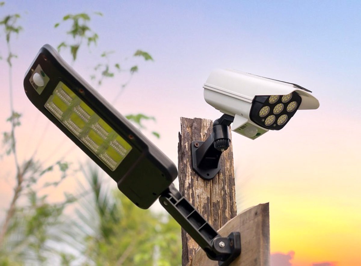 دوربین خورشیدی: امنیت رایگان با انرژی خورشید؛ دوربینی که نه به سیم کشی نیاز دارد و نه به برق! 
