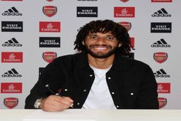 رسمی؛ قرارداد ستاره مصری آرسنال تمدید شد (عکس)