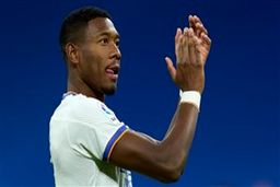 خوشحالی عجیب  آلابا: این صندلی ماست! (عکس)