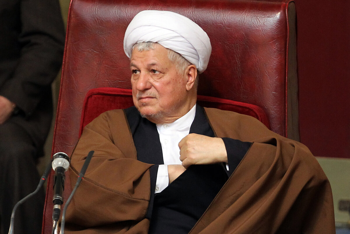 رسانه نزدیک به علی لاریجانی جواب عباس عبدی را داد : نقد شما در مورد این سخنان تند پذیرفتنی نیست
