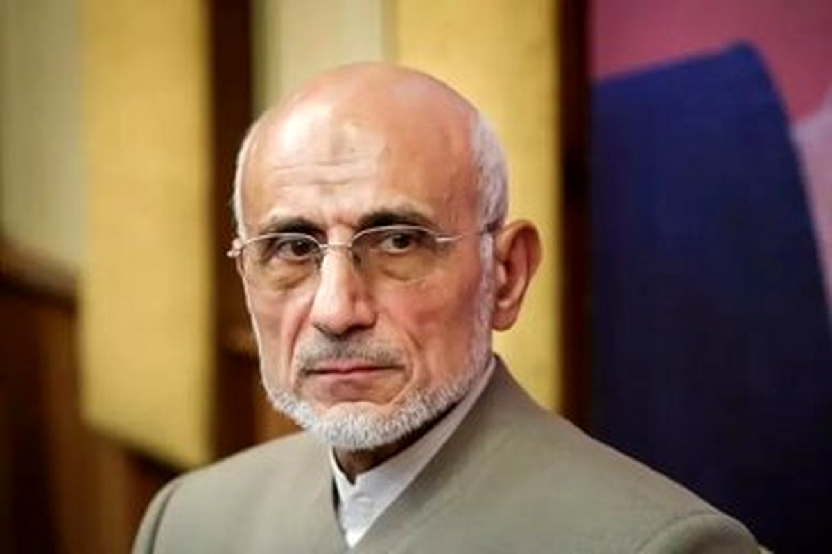 میرسلیم:ترامپ بی شرف است؛او یک ملحد واقعی است
