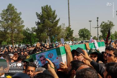 خاکسپاری شهید حاجی زاده 