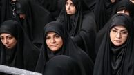 سحر امامی و برخی چهره های آشنا در شام غریبان حسینی در حسینیه امام ره