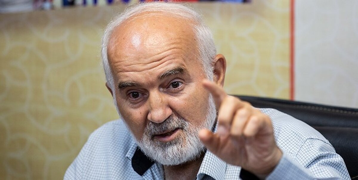 بی‌عرضگی و فساد در کشور مشکلاتی ایجاد کرده که آدم خجالت می‌کشد