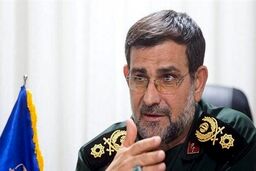 دریادار تنگسیری: وظیفه داریم با جان و دل از جزایر دفاع کنیم