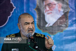 سرلشکر سلامی: امروز جاری‌ترین و واقعی‌ترین جنگ، جنگ اطلاعاتی است