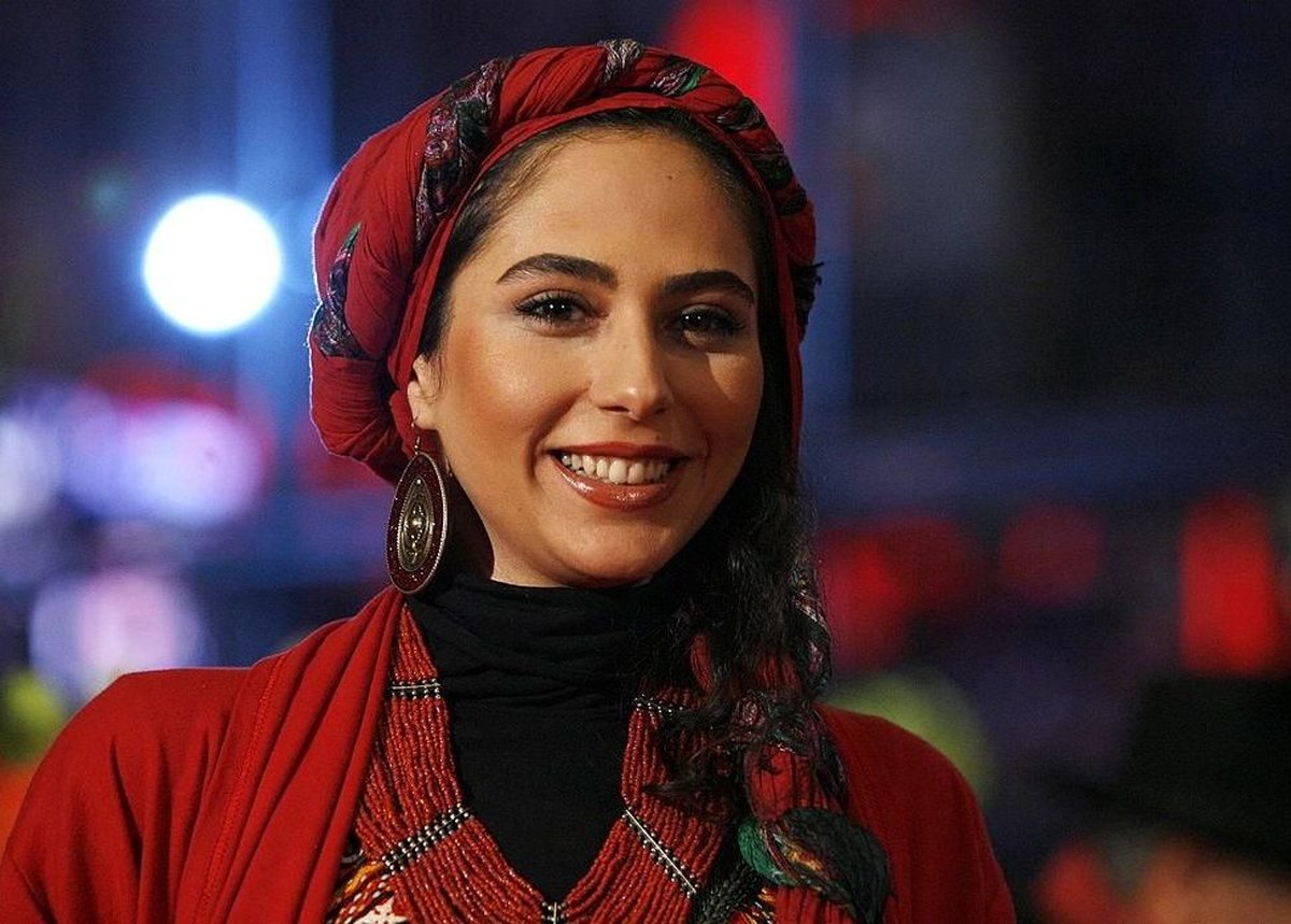 سر و کله رعنا آزادی ور پیدا شد | کی باورش میشه این خانم رعنا آزادی ور باشه