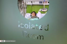 مدافعان کم نظیر سلامت که خود بر تخت خوابیده اند|گزارش تصویری