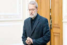 کلید صلح در دستان علی لاریجانی 