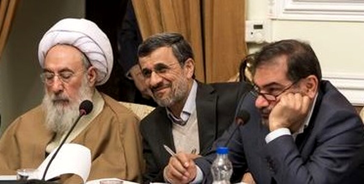 احمدی‎نژاد در مجمع به روایت یک شاهد عینی / توکلی انتظار داشت مواضعی در انتقاد به احمدی‌نژاد را اعضای مجمع دنبال کنند که نکردند
