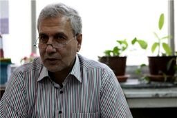 علی ربیعی: این طور نیست که همه مسئولان در حال بخور بخور باشند/جریانی که می خواست دولت را تحقیر کند مارپیچ سکوت را در جامعه شکست/ اعتراضات دی ماه تکرار پذیر است / «مدارای بزرگ» استراتژی دولت در اعتراضات 96 بود/ / با دستگیری کارگران موافق نیستم 