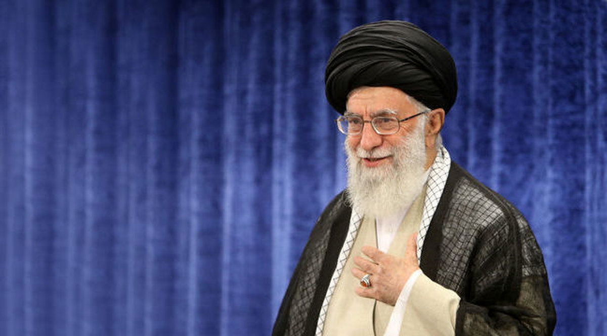 پیام فرمانده کل قوا در پی بازگشت مقتدرانه و عزتآفرین ناوگروه ۷۵ نیروی دریایی از دریانوردی پهنه اطلس