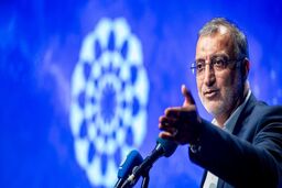 توئیت زاکانی درباره طرح فضای مجازی مجلس