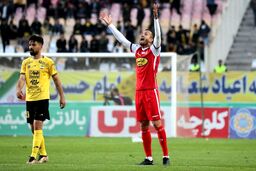 لئاندرو، طلبکارترین پرسپولیسی نقش جهان