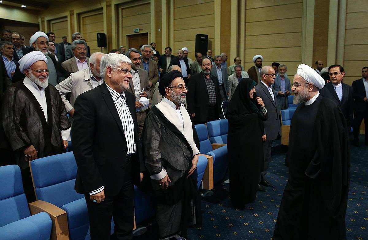 رازگشایی از حرف های امروز حسن روحانی ؛ آیا رییس جمهور دست رد به سینه اصلاح طلبان زده است ؟