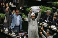 منصوری آرانی جواب زاکانی را داد : حالا نوبت جنابعالی است، اسامی را منتشر کنید