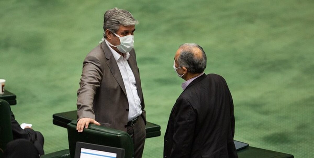 تاجگردون از مجلس اخراج شد