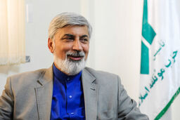 ترقی: بنا نیست کاندیدایی به نفع رئیسی کناره‌گیری کند  